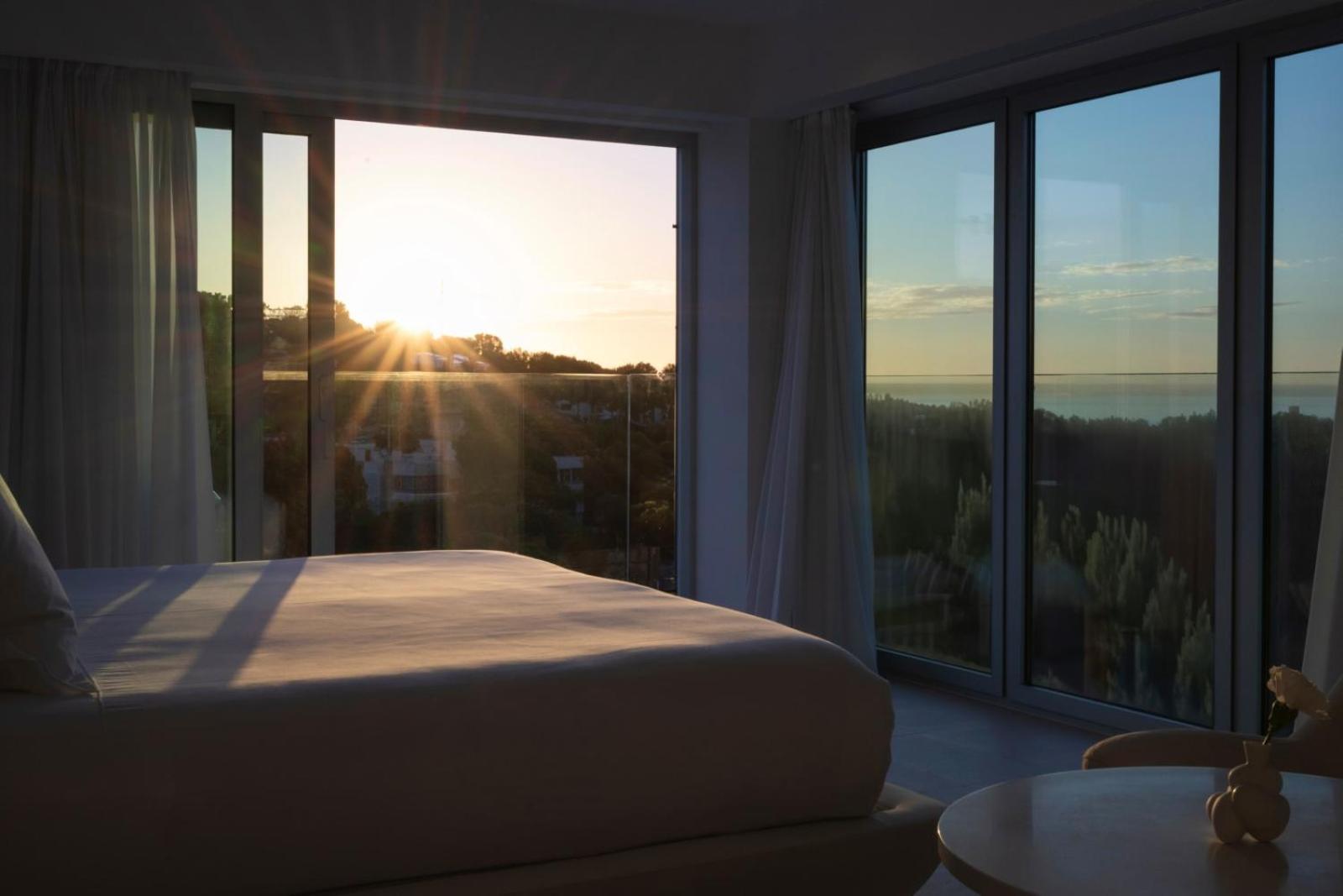 The Donna Portals (Adults Only) Hotell Portals Nous  Eksteriør bilde
