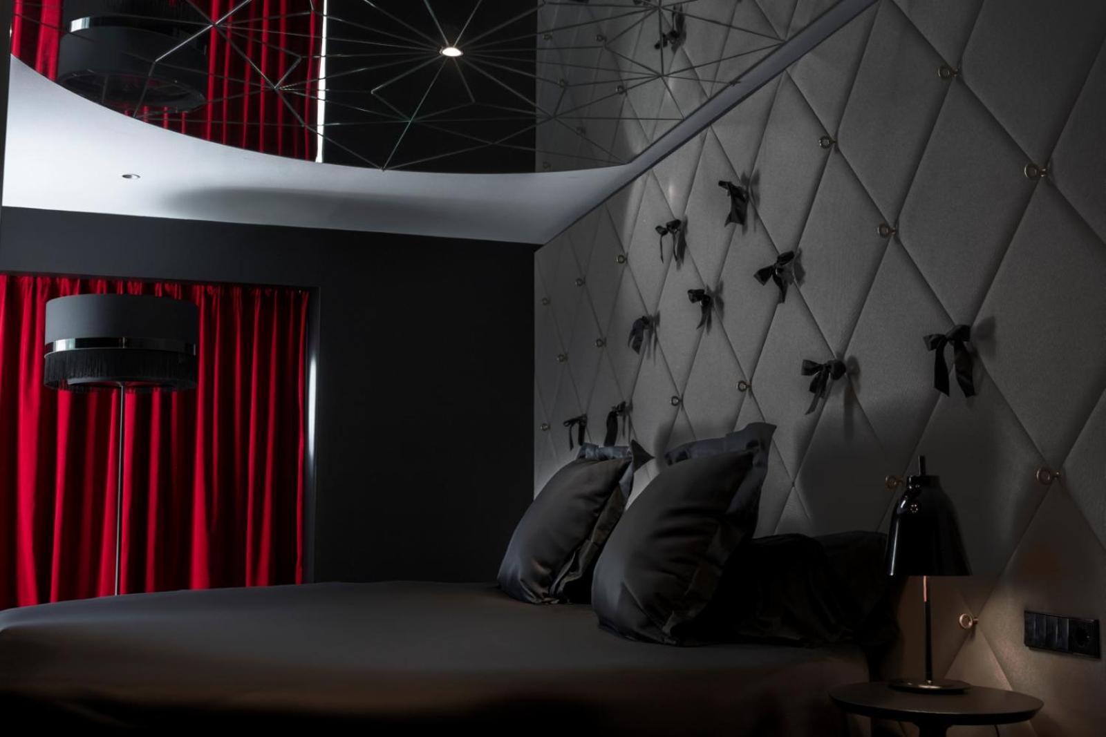 The Donna Portals (Adults Only) Hotell Portals Nous  Eksteriør bilde